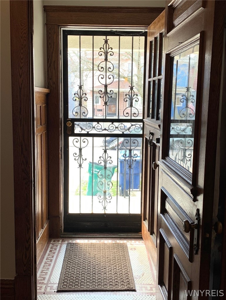 77 Meech Street Buffalo, NY 14208 - Photo 3 of 14