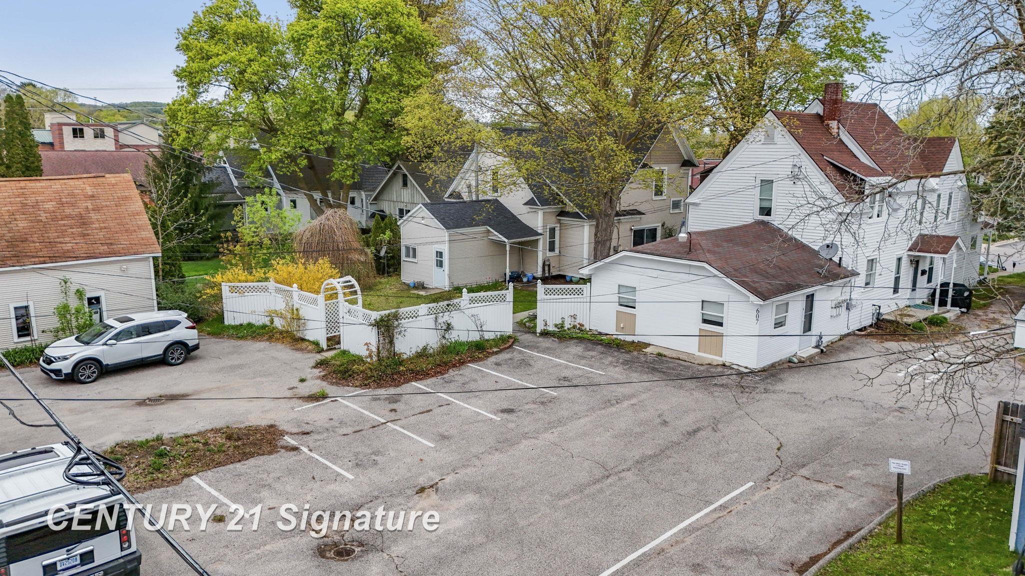 607 West Front Street Traverse City, MI 49684 - Photo 41 of 43