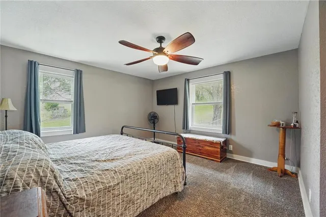 $650,000 | 1633 North 600 Road, Baldwin City, KS 66006