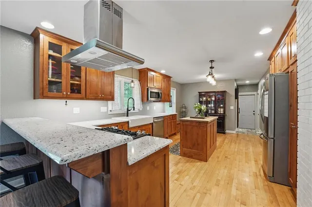 $650,000 | 1633 North 600 Road, Baldwin City, KS 66006