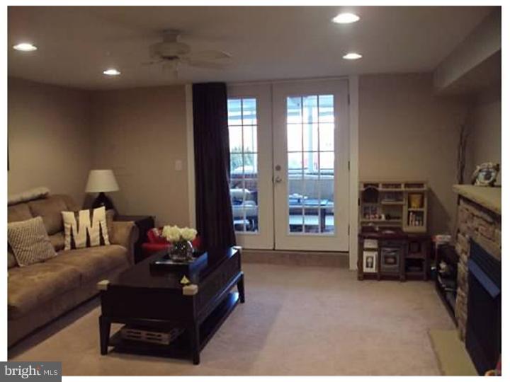 213 Ridgefield Road Philadelphia, PA 19154 - Photo 13 of 19 Rec Room