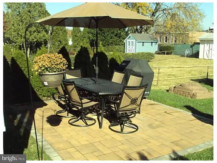 213 Ridgefield Road Philadelphia, PA 19154 - Photo 18 of 19 Patio