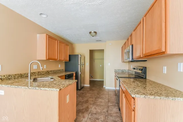 $1,745 | 6602 Largo Lane, Plainfield, IN 46168