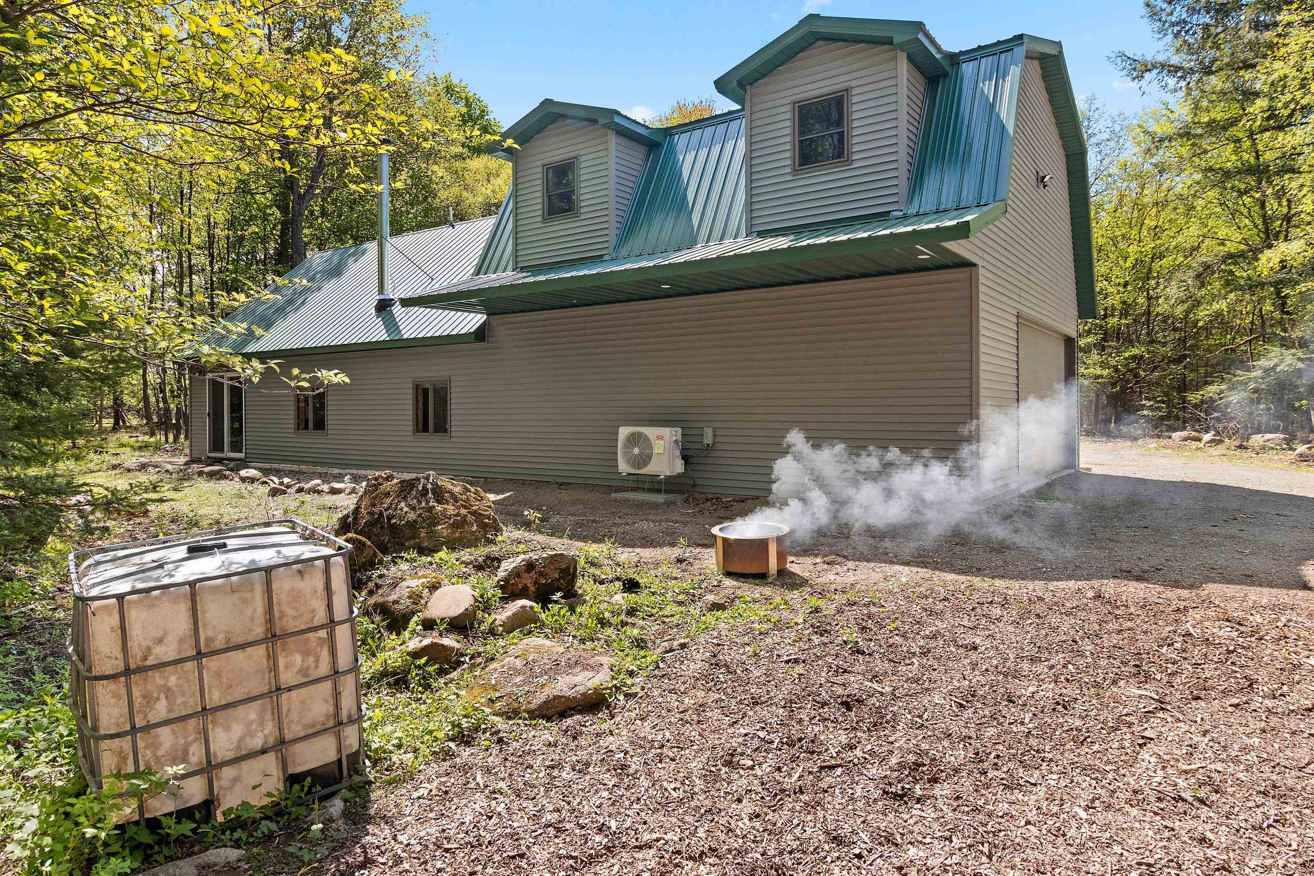 N9968 Hemlock Road Birnamwood, WI 54414 - Photo 4 of 52