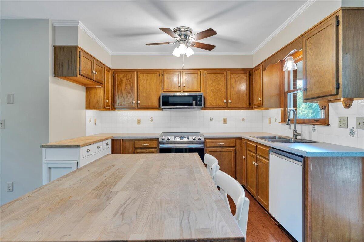 160 Stayman Road Roanoke, VA 24019 - Photo 10 of 46 10-MIB03750