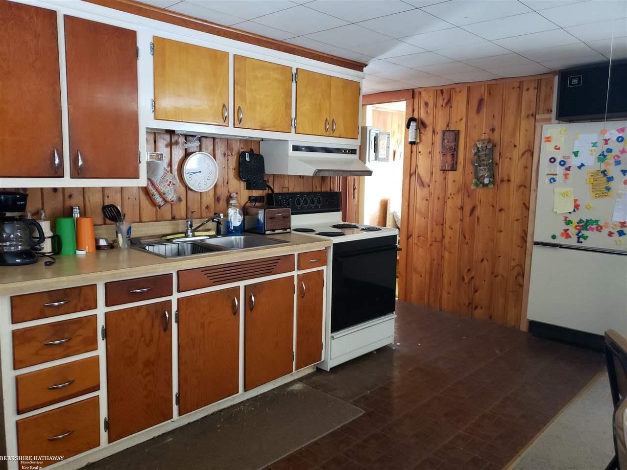 5160 Buttles Road Lewiston, MI 49756 - Photo 9 of 43 50026404-8.JPG