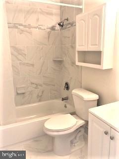 1813 T Street Northwest, Unit B Washington, DC 20009 - Photo 19 of 21