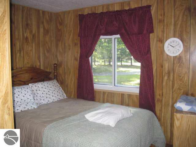 7060 Yarish Road Alger, MI 48610 - Photo 11 of 13 1751212-10.JPG