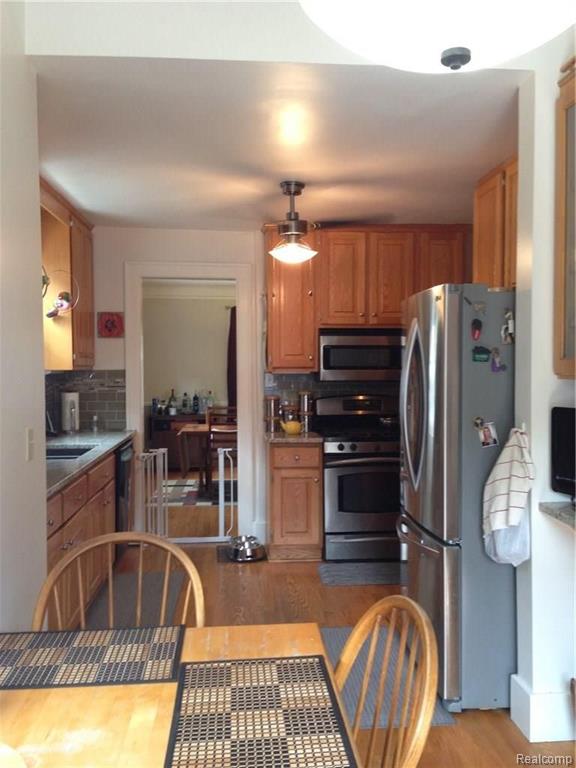1409 Harvard Road Grosse Pointe, MI 48230 - Photo 17 of 31