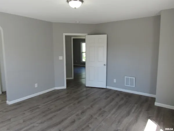 $119,000 | 214 North Church Street, Jacksonville, IL 62650