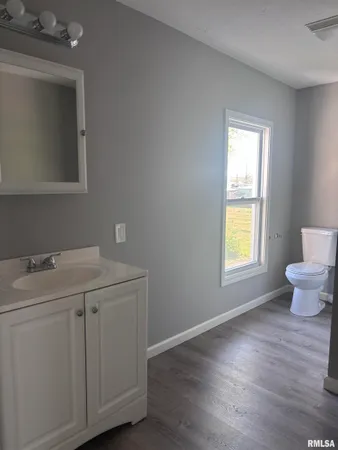 $119,000 | 214 North Church Street, Jacksonville, IL 62650