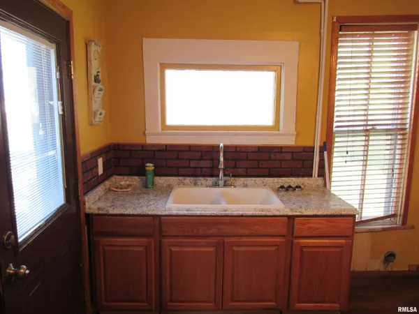 $119,000 | 214 North Church Street, Jacksonville, IL 62650