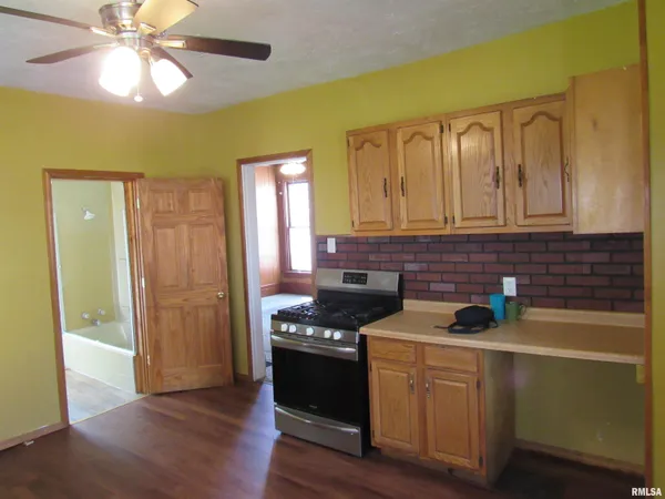 $119,000 | 214 North Church Street, Jacksonville, IL 62650