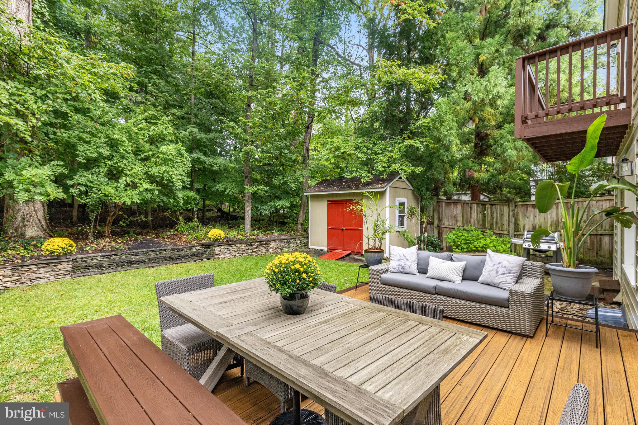 6804 Baron Road McLean, VA 22101 - Photo 57 of 66 Backs to Trees, listen to the birds and Relax
