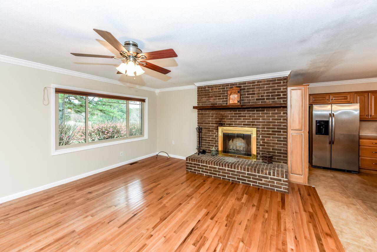 5283 Pryor Road Maryville, TN 37804 - Photo 5 of 28 Brick Wood Burning Fireplace