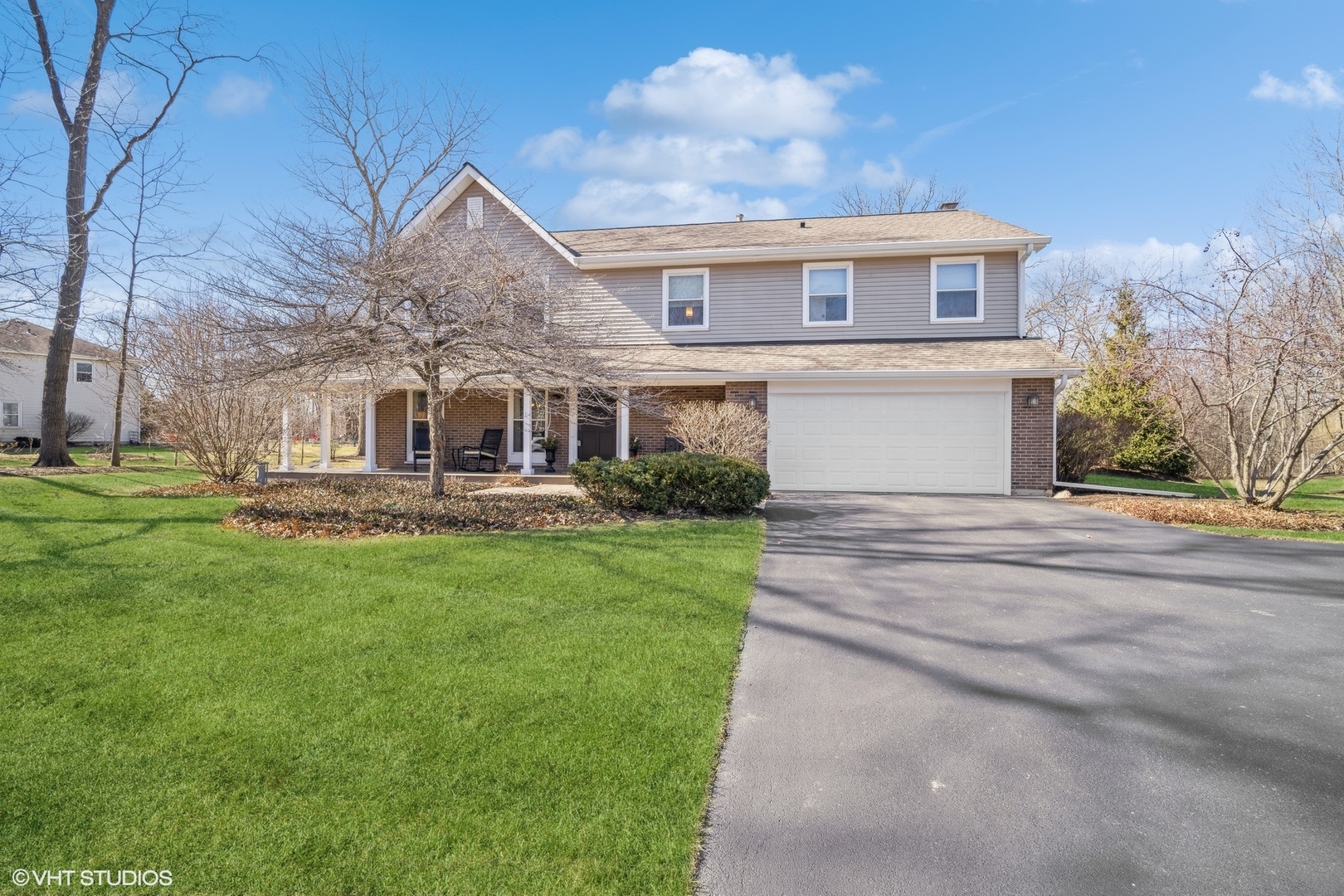 1732 Lexington Road Libertyville, IL 60048 - Photo 1 of 36 Gallery Image 1