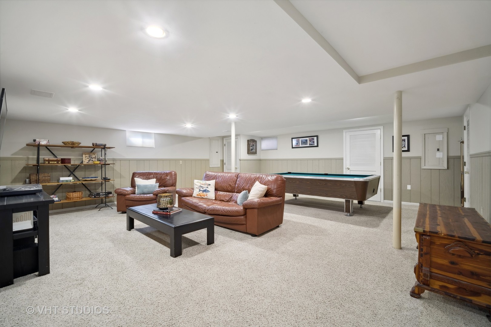 1732 Lexington Road Libertyville, IL 60048 - Photo 29 of 36 Gallery Image 29