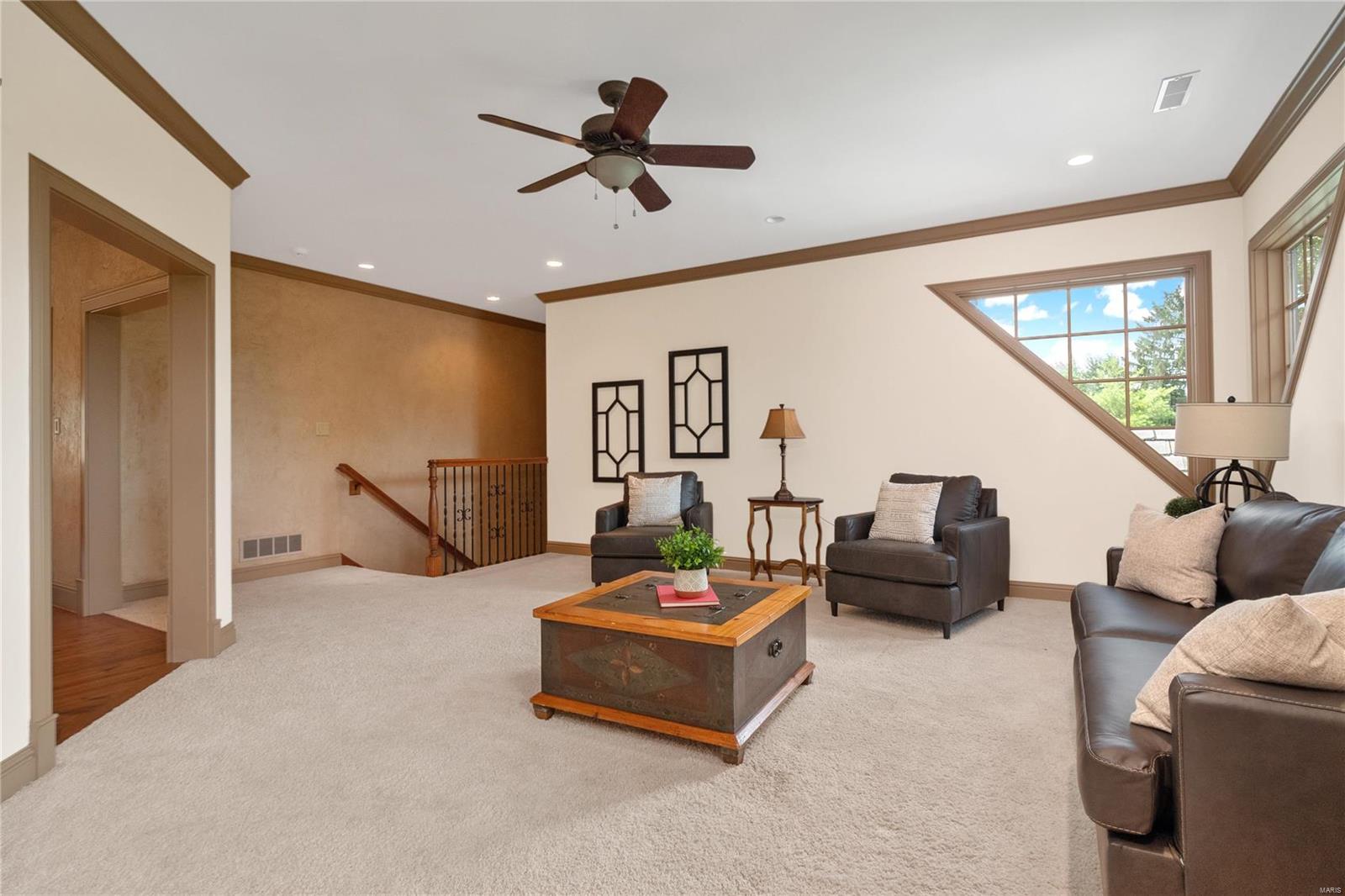 47 Williamsburg Road Creve Coeur, MO 63141 - Photo 39 of 74 Gallery Image 39