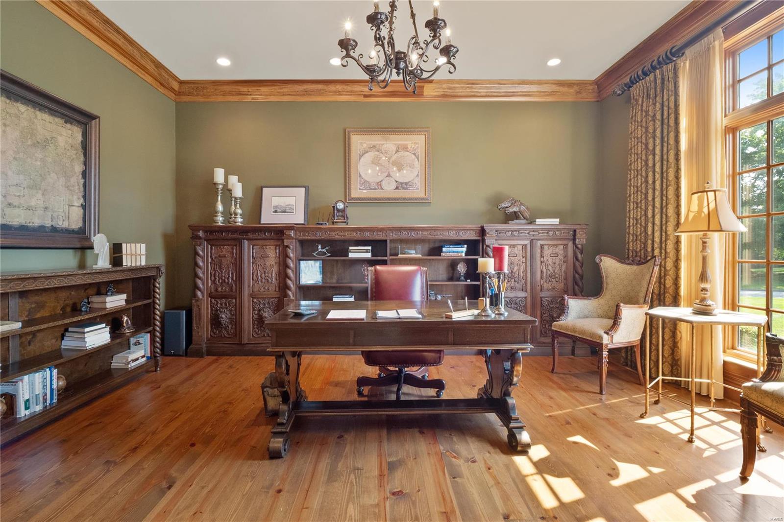 47 Williamsburg Road Creve Coeur, MO 63141 - Photo 5 of 74 Gallery Image 5