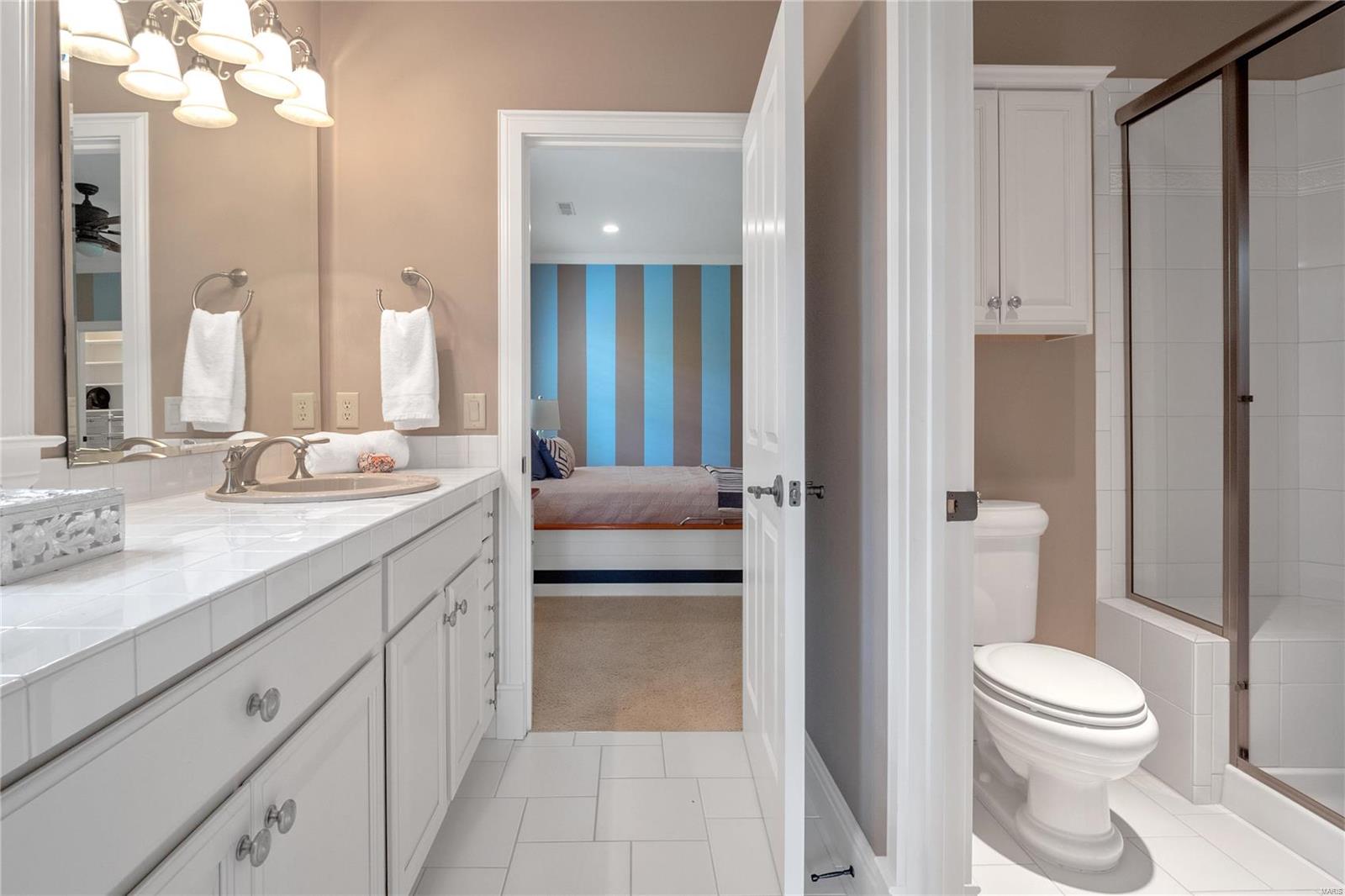 47 Williamsburg Road Creve Coeur, MO 63141 - Photo 50 of 74 Gallery Image 50