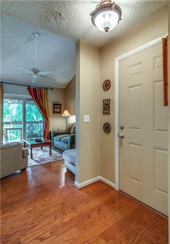 416 Summit Ridge Place, Unit 416 Nashville, TN 37215 - Photo 3 of 20 Gallery Image 3