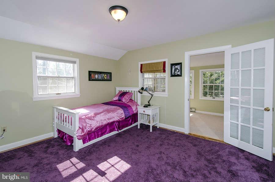 3175 Holmes Run Road Falls Church, VA 22042 - Photo 19 of 24 Fifth Bedroom