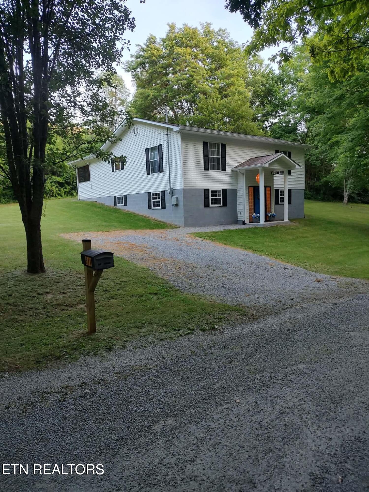 311 Greever Hollow Road Tazewell, TN 37879 - Photo 4 of 46 Boldin two