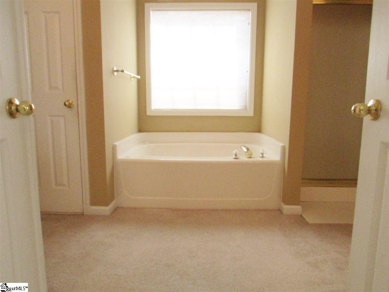 305 Tanner Chase Way Greenville, SC 29607 - Photo 22 of 36 Gallery Image 22