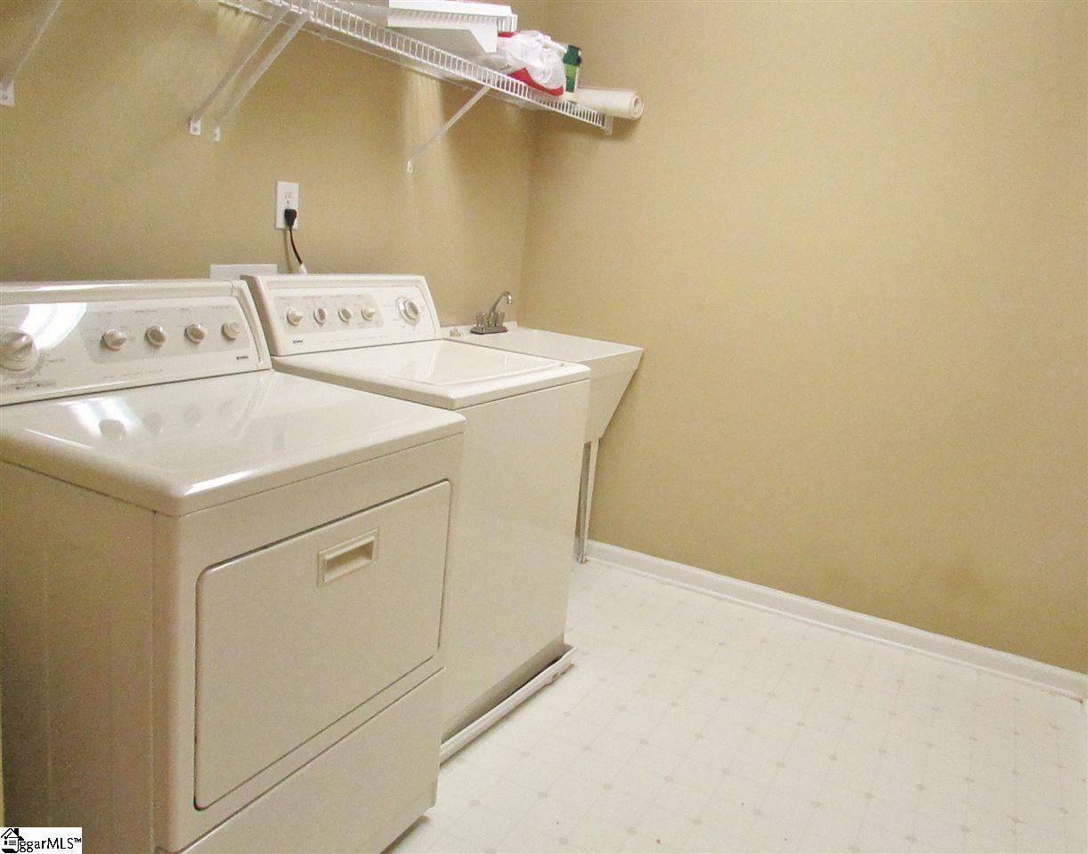 305 Tanner Chase Way Greenville, SC 29607 - Photo 24 of 36 Gallery Image 24