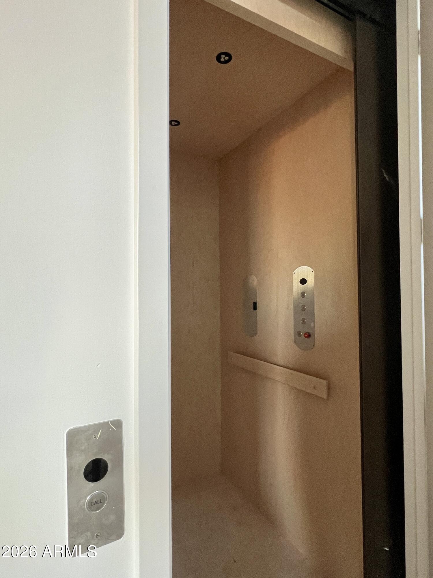509 East Mountain View Road Phoenix, AZ 85020 - Photo 16 of 18 Private Elevators