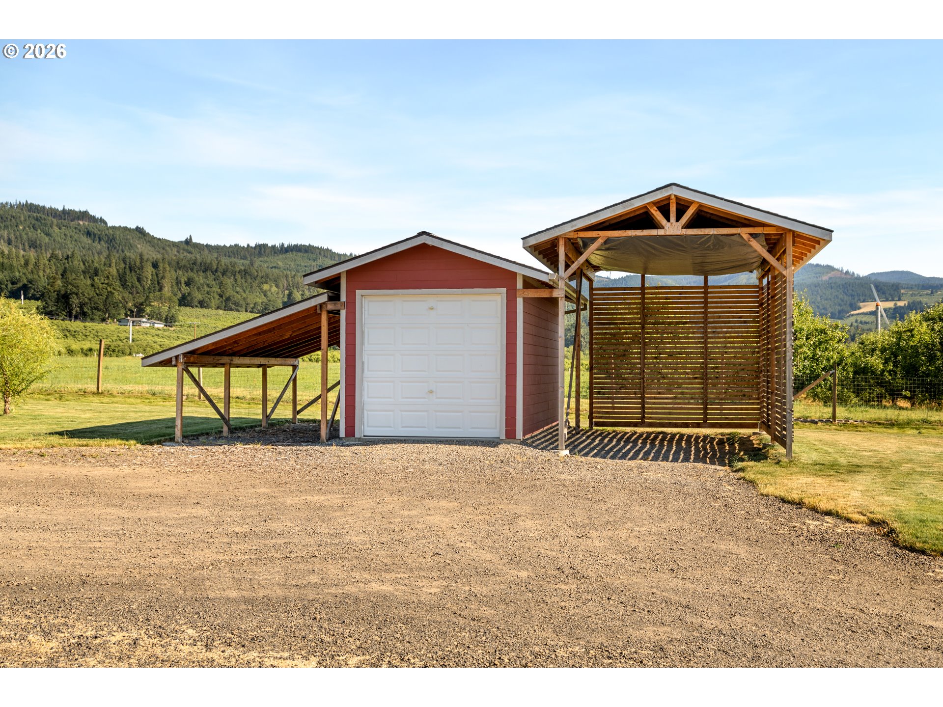 3066 Thomsen Road Hood River, OR 97031 - Photo 40 of 48