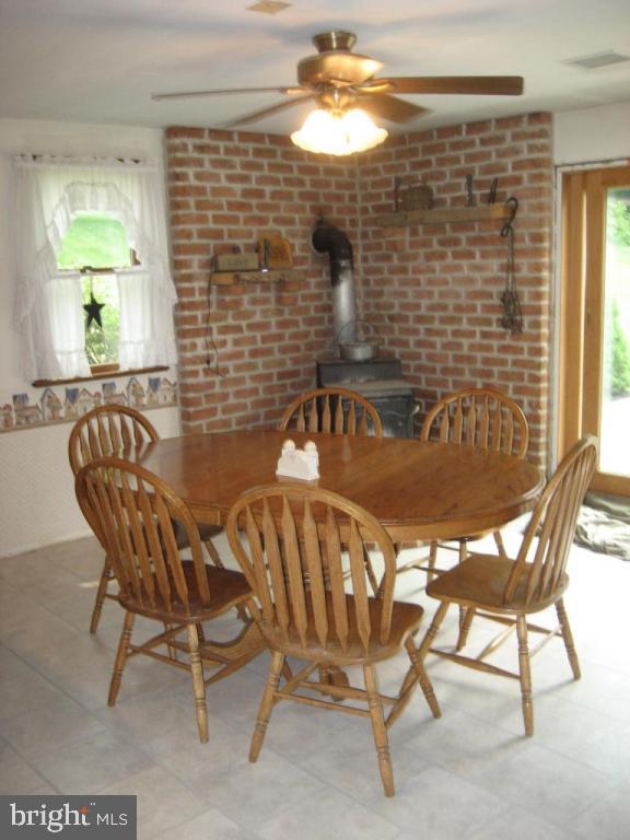 11 Freys Road Elizabethtown, PA 17022 - Photo 7 of 13 Gallery Image 7