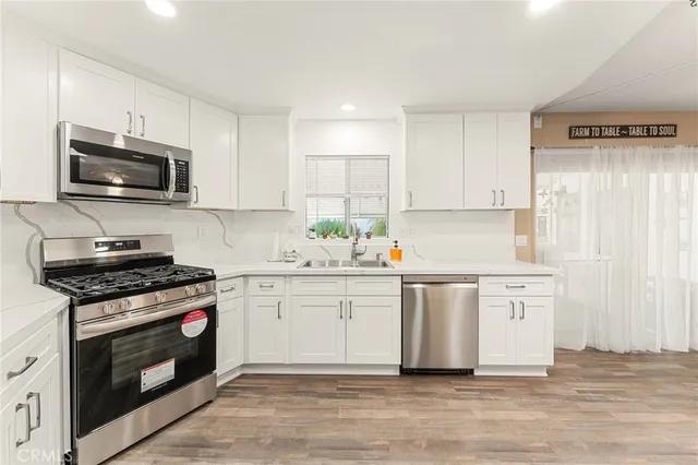 $179,900 | 35218 Fir Avenue, Unit 183, Yucaipa, CA 92399