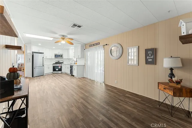 $179,900 | 35218 Fir Avenue, Unit 183, Yucaipa, CA 92399