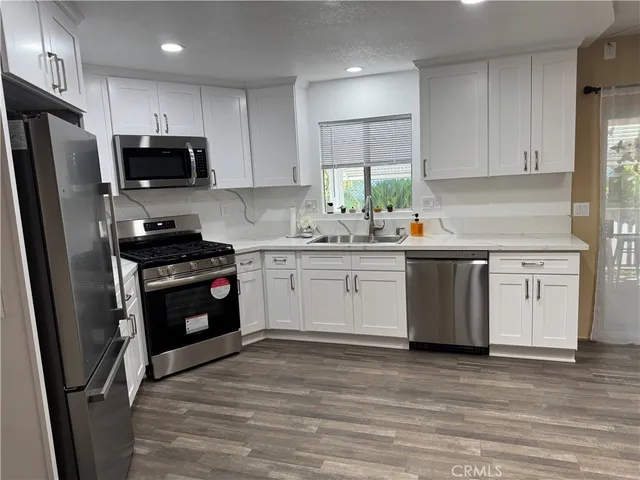 $179,900 | 35218 Fir Avenue, Unit 183, Yucaipa, CA 92399