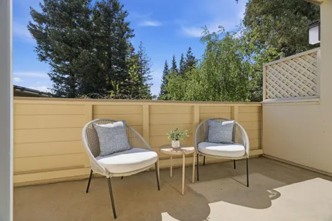 $749,000 | 1031 Crestview Drive, Unit 305, Mountain View, CA 94040