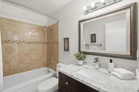 $749,000 | 1031 Crestview Drive, Unit 305, Mountain View, CA 94040