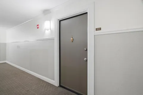 $749,000 | 1031 Crestview Drive, Unit 305, Mountain View, CA 94040