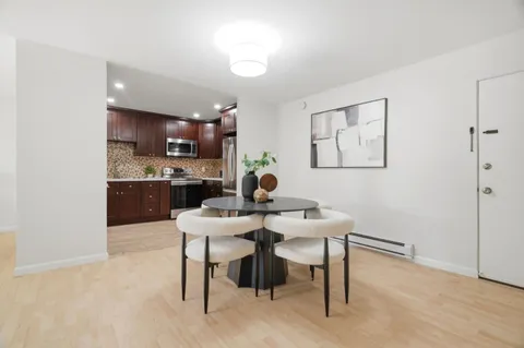 $768,000 | 1031 Crestview Drive, Unit 305, Mountain View, CA 94040