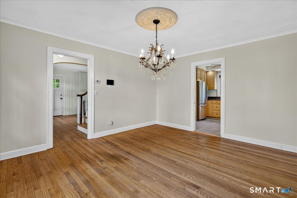 58 Myra Road Hamden, CT 06517 - Photo 9 of 38