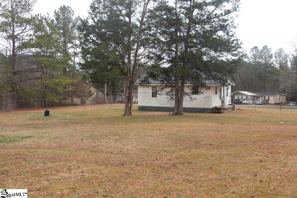 4220 Allen Bridge Road Fountain Inn, SC 29644 - Photo 11 of 15