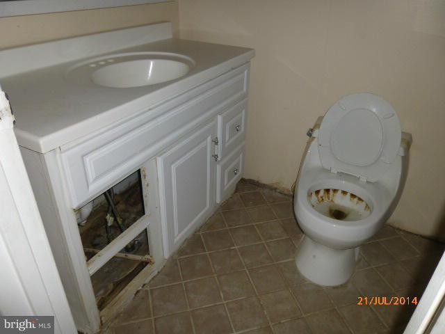 3740 Bel Pre Road, Unit 1 Silver Spring, MD 20906 - Photo 6 of 7 Bath