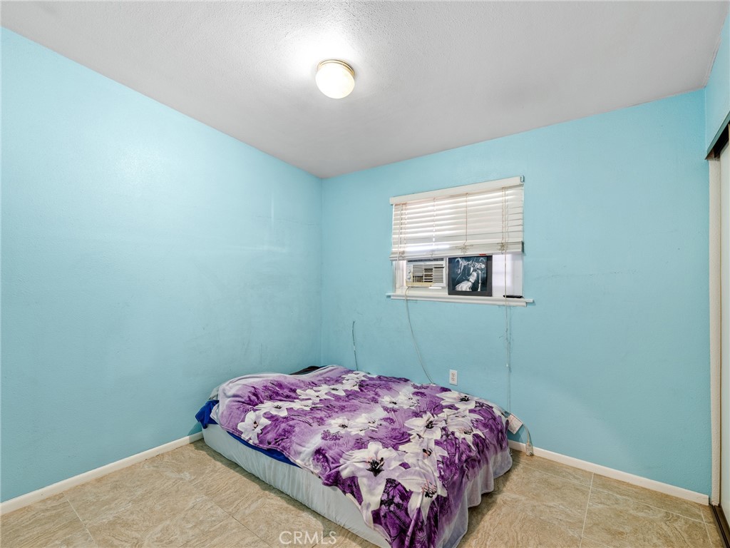 361 Allen Street Rialto, CA 92376 - Photo 23 of 35