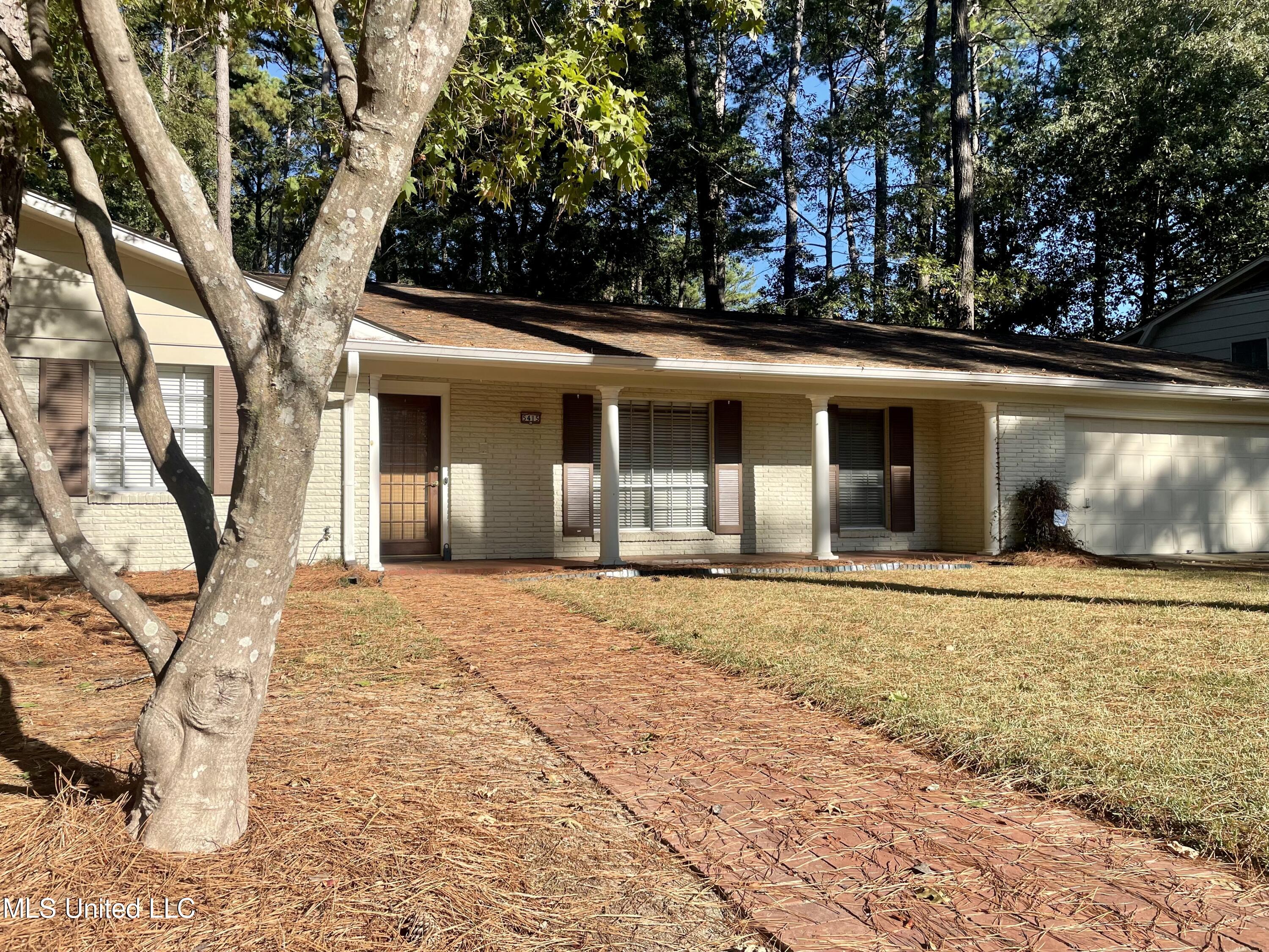 5415 Briarfield Road Jackson, MS 39211 - Photo 1 of 16 D952D337-F437-483C-A573-C1B162EAB5F0