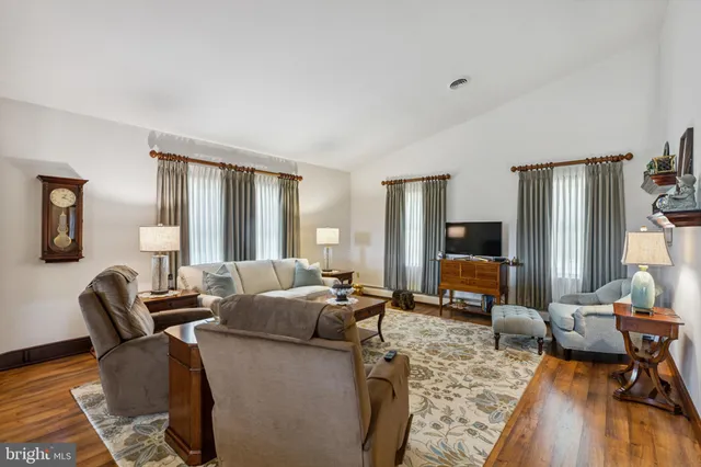 $485,000 | 518 Drapers Mill Road, Felton, DE 19943