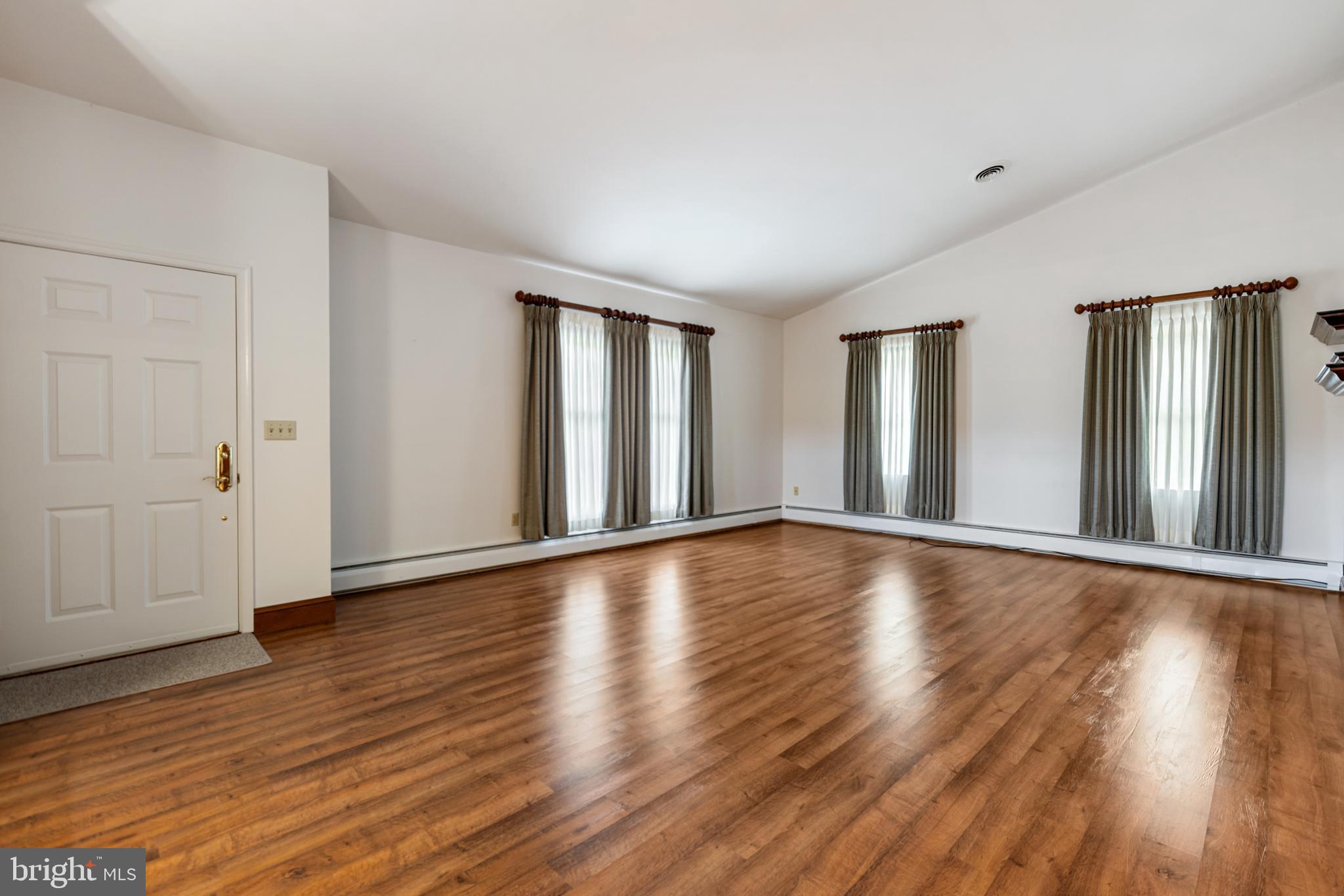 518 Drapers Mill Road Felton, DE 19943 - Photo 5 of 36