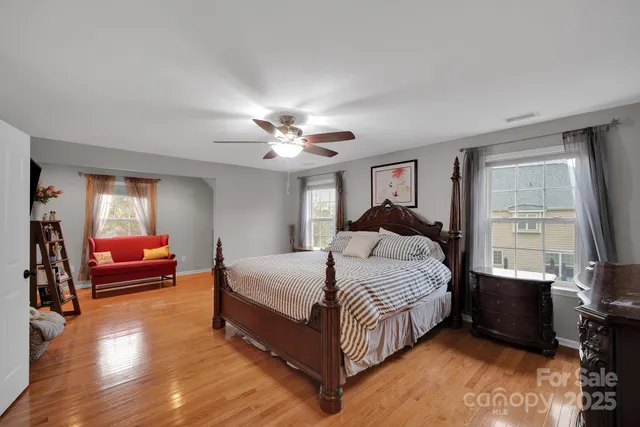 $900,000 | 6809 Old Persimmon Drive, Mint Hill, NC 28227