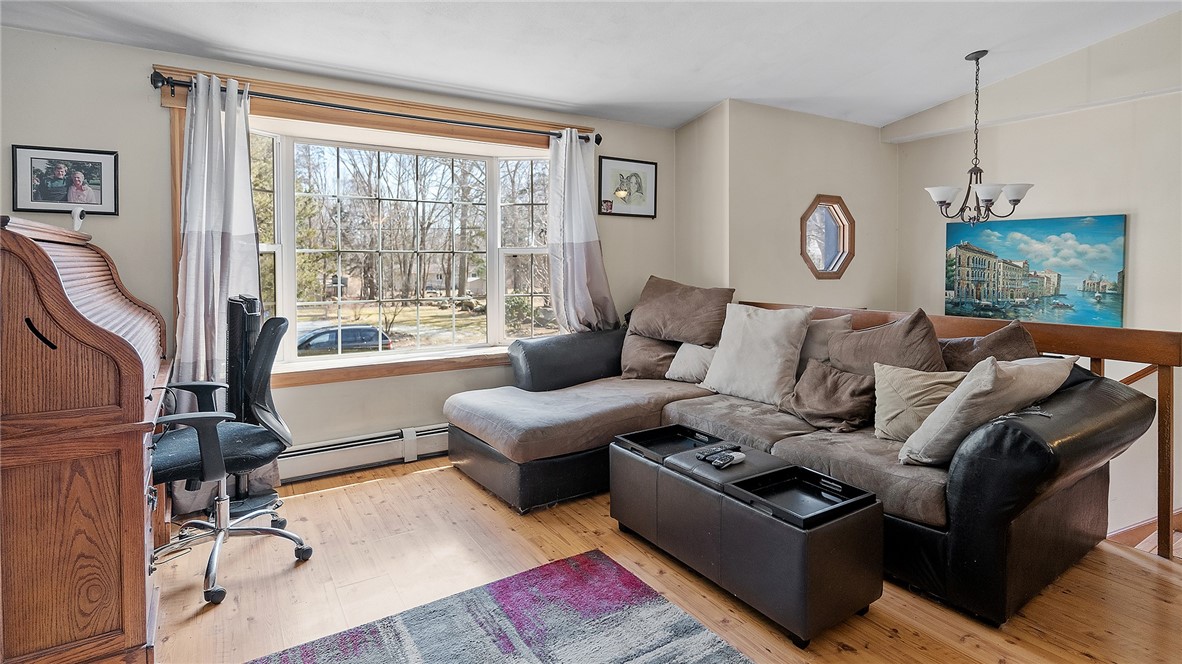 73 Pinecrest Drive Exeter, RI 02822 - Photo 5 of 22