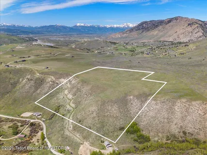 $2,250,000 | 7650 South Squaw Creek Road, Jackson, WY 83001