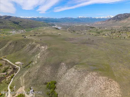 $2,250,000 | 7650 South Squaw Creek Road, Jackson, WY 83001
